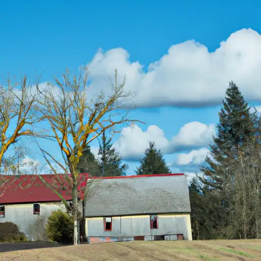 Rural homes in Columbia, Oregon