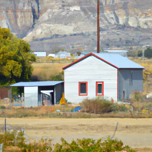 Rural homes in Wayne, Utah